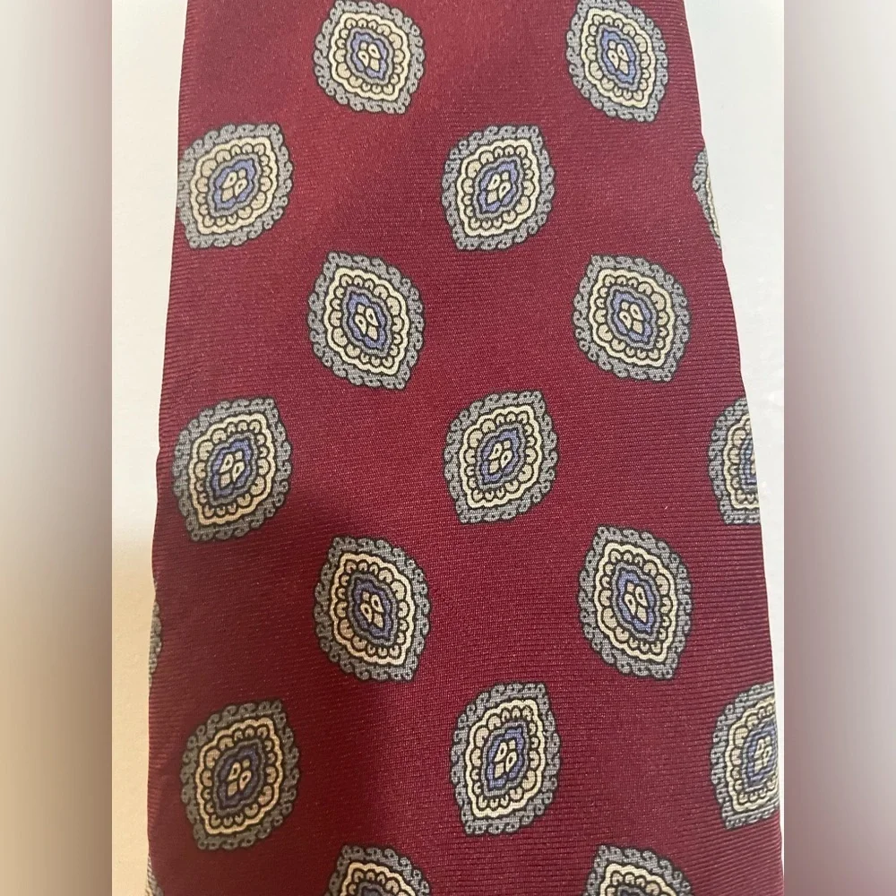 Vintage Made In Italy, Marshall Fields Chicago Men's 100% Silk Tie